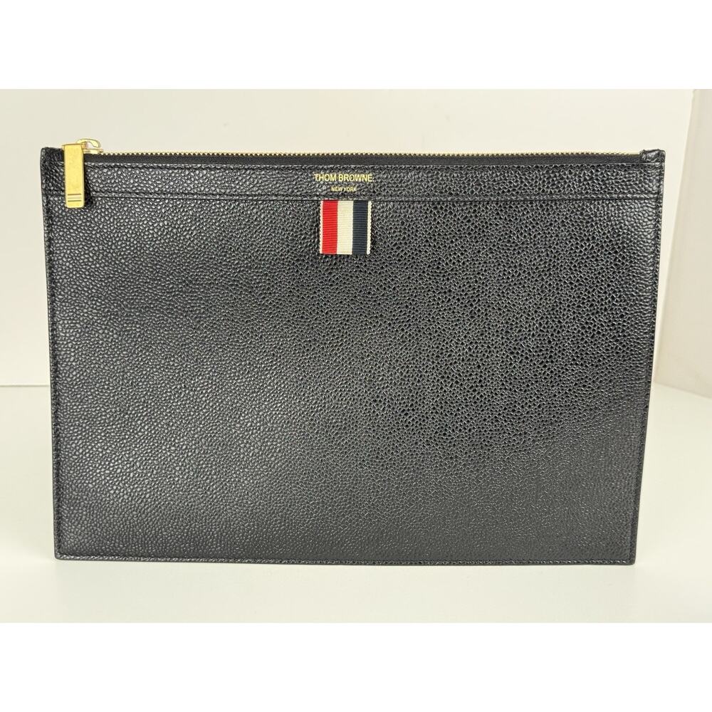 Thom Browne Logo Printed Zipped Clutch Black Caviar Leather Bag - Picture 3 of 7